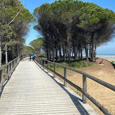 Near Διαμέρισμα Μπιμπιόνε